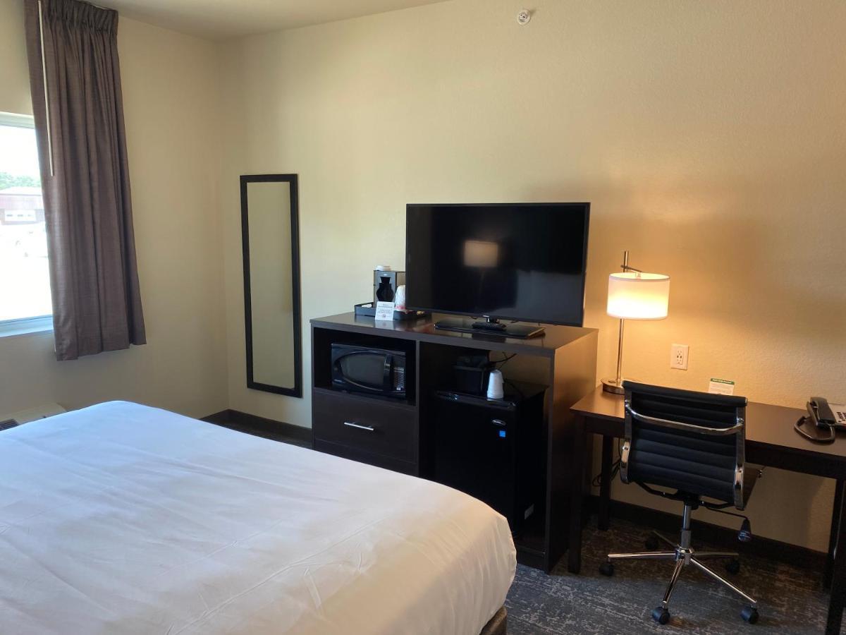 Hotel Cobblestone & - Forest 3*